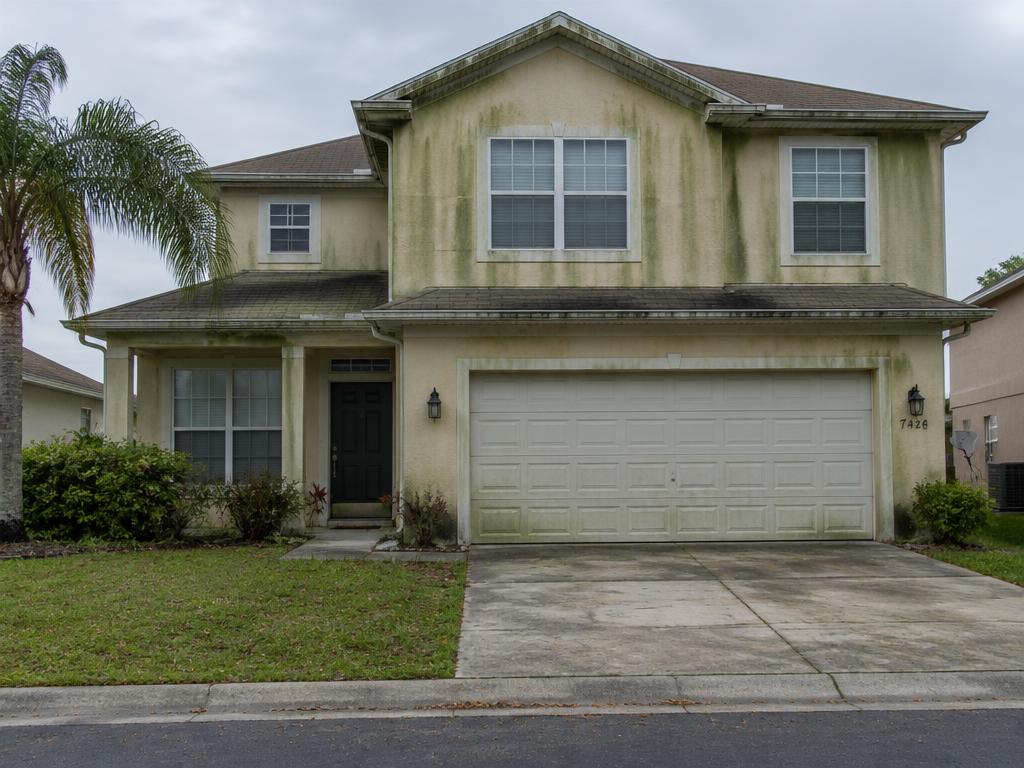 House Washing before cleaning